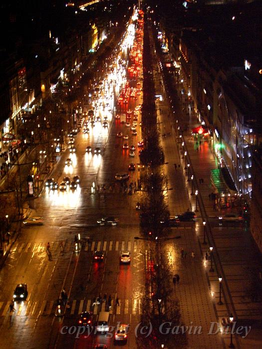 View from L'Arc de Triumphe IMGP7465.JPG